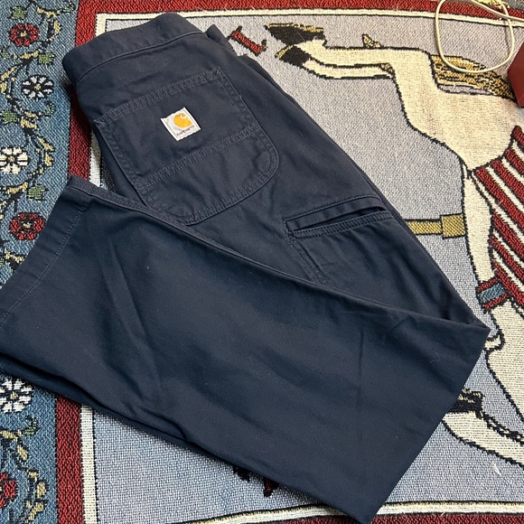 Carthartt Pants - 30x30  CARHARTT RELAX FIT WOMEN  in amazing conditions . Beautiful pants 👌